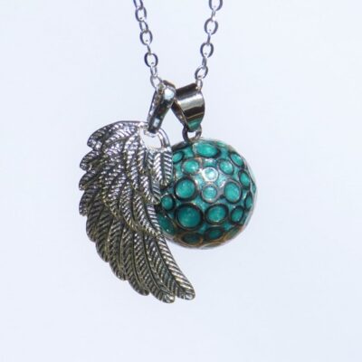 Turquoise zwangerschapsketting met rondjes en vleugel